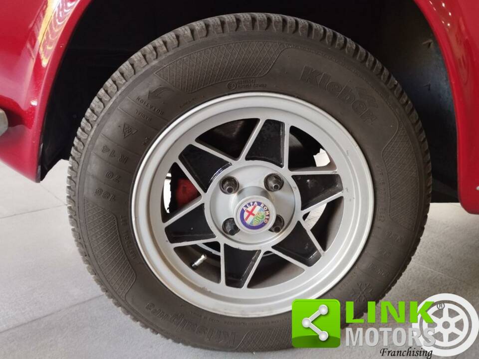 Imagen 9/10 de Alfa Romeo 2000 Berlina (1973)