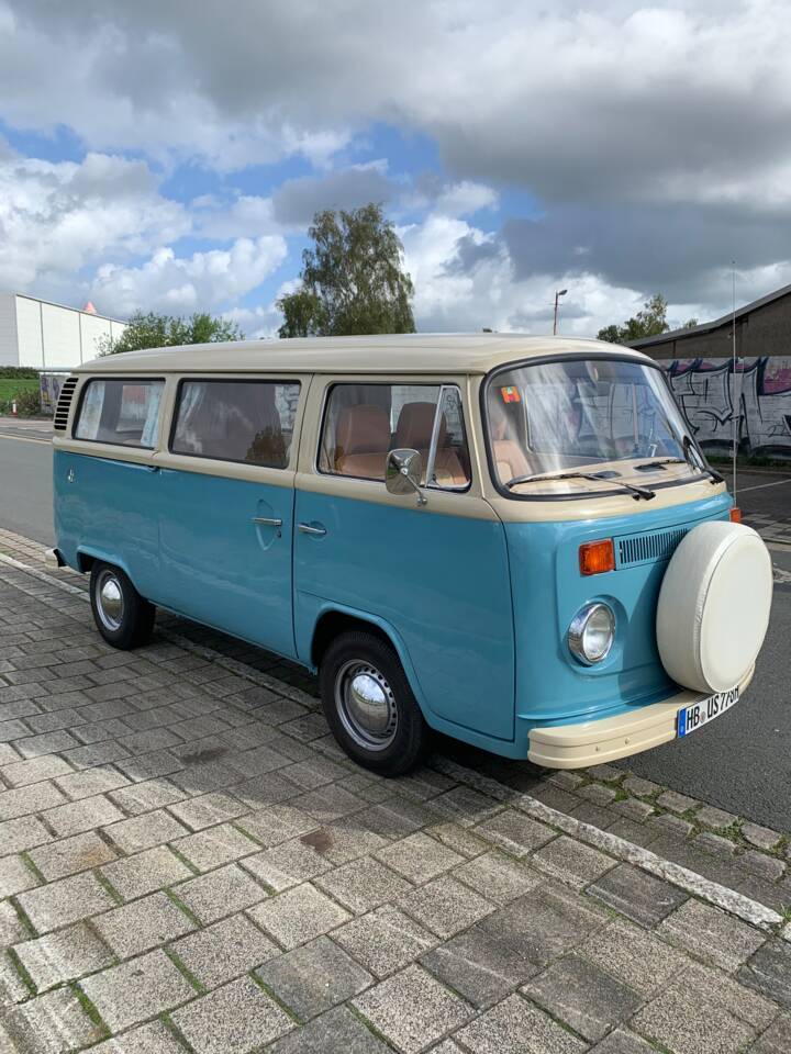 Obraz 12/16 pojazdu Volkswagen T2b minibus (1978)