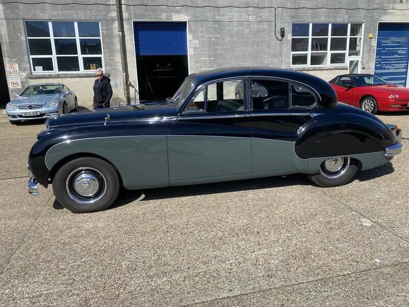 Image 11/35 of Jaguar Mk IX (1960)