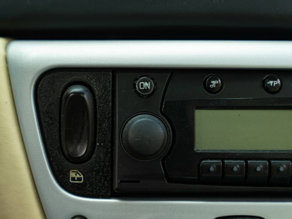 Image 38/50 of Ferrari 360 Modena (1999)