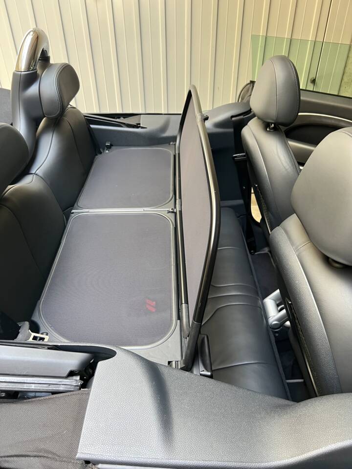 Image 38/40 de Mini Cooper S JCW (2005)