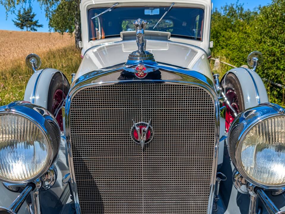 Imagen 12/51 de Cadillac 452 B Town Coupe (1931)