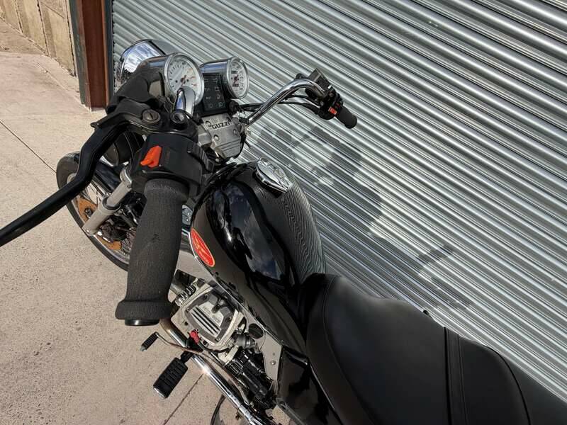 Immagine 9/28 di Moto Guzzi Nevada 350 (1992)