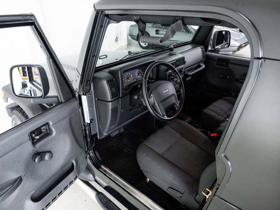 Imagen 6/30 de Jeep Wrangler TJ ESTREMO V8 (2005)