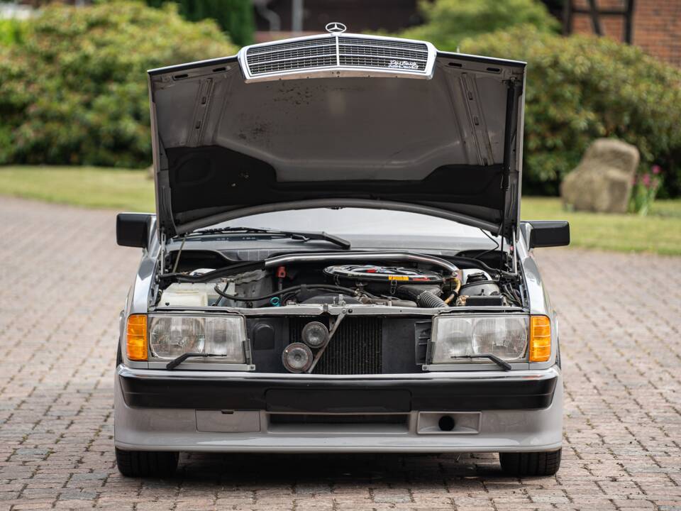 Bild 7/62 von Mercedes-Benz 190 E (1983)