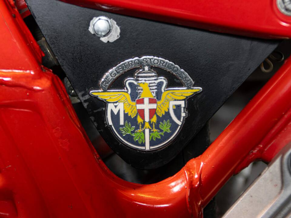 Image 40/50 de Honda NX 650 Dominator (1990)