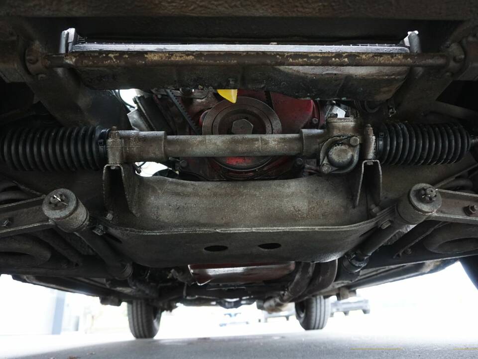 Image 46/54 de MG MGB GT (1974)