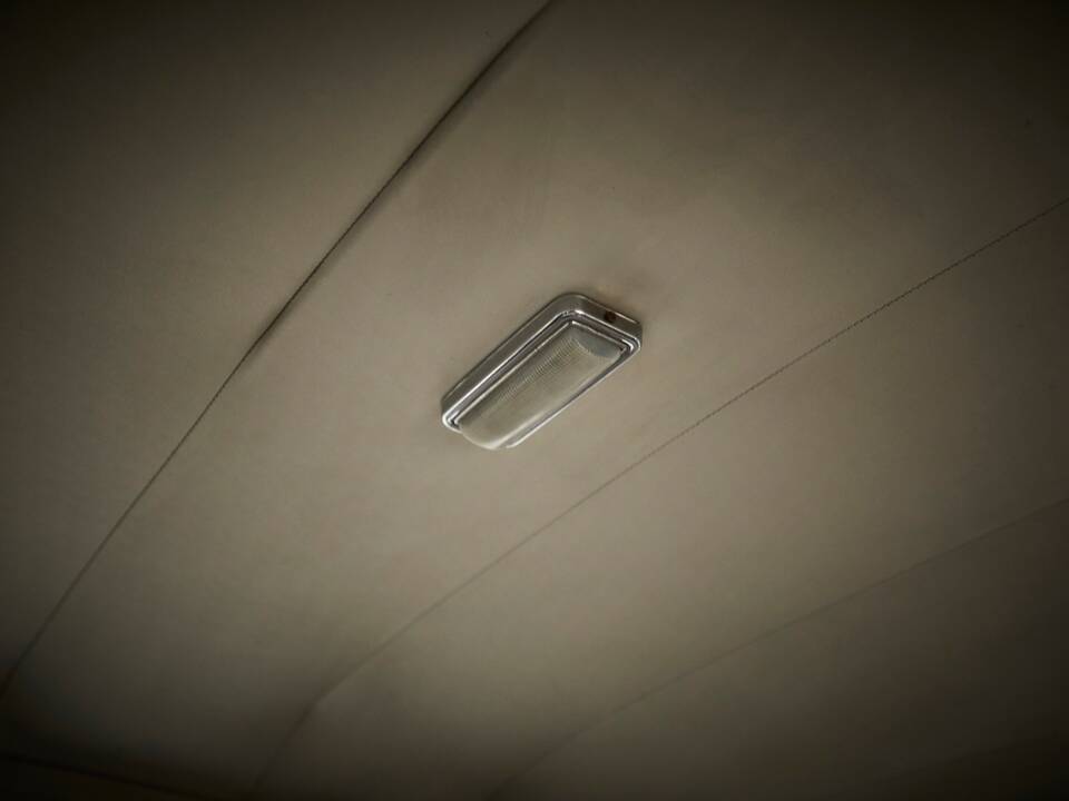 Imagen 64/100 de Ferrari 250 GT 2+2 (1963)