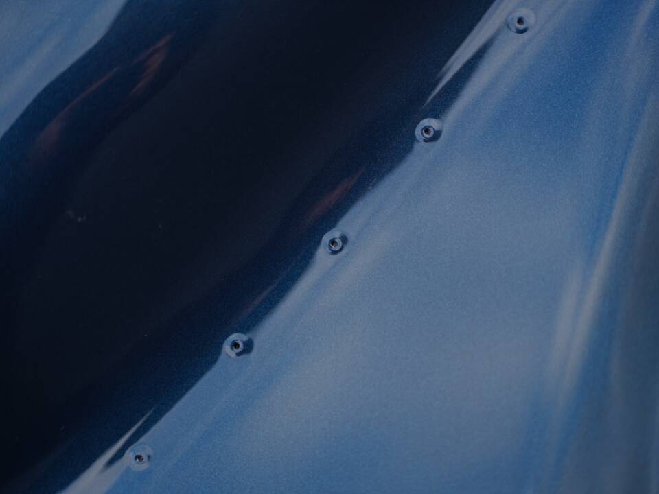 Image 40/50 of Lister Knobbly (1958)