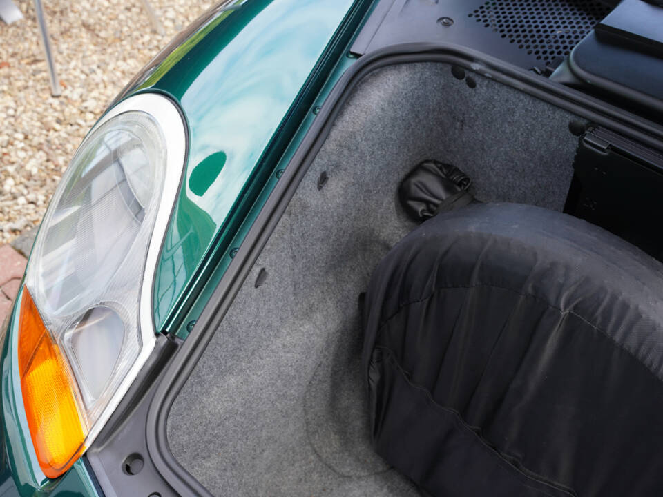 Immagine 23/50 di Porsche Boxster S (2000)
