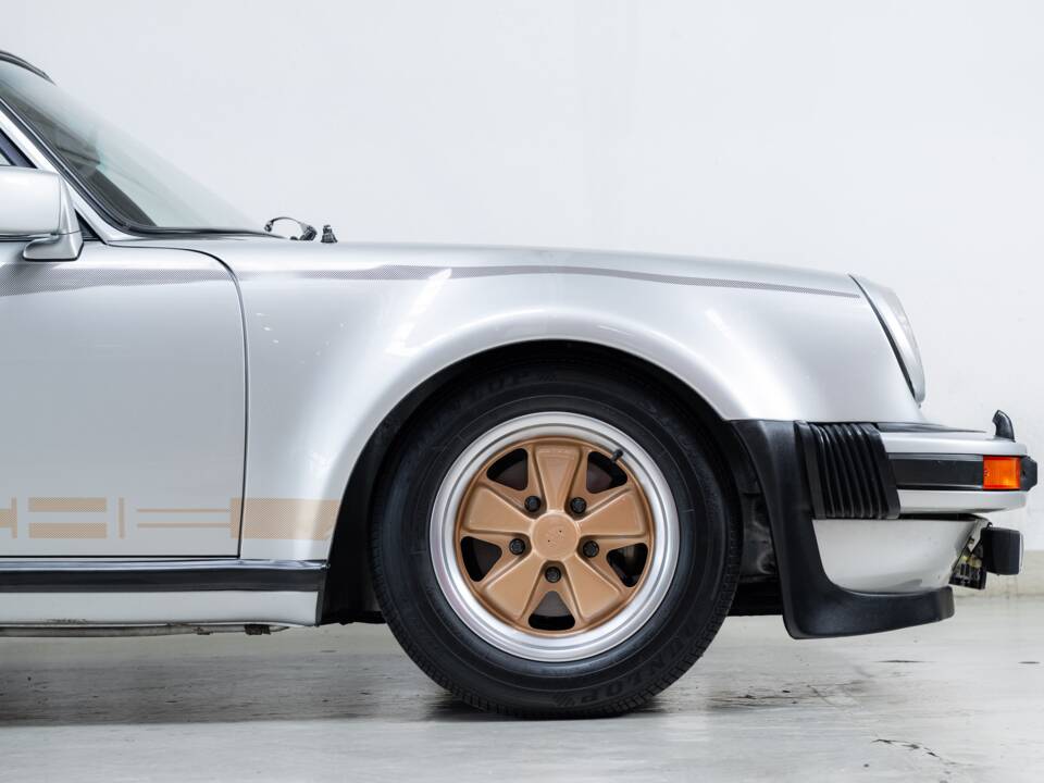 Afbeelding 13/44 van Porsche 911 Turbo 3.0 (1975)