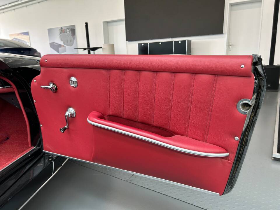 Image 16/38 de Mercedes-Benz 190 SL (1957)