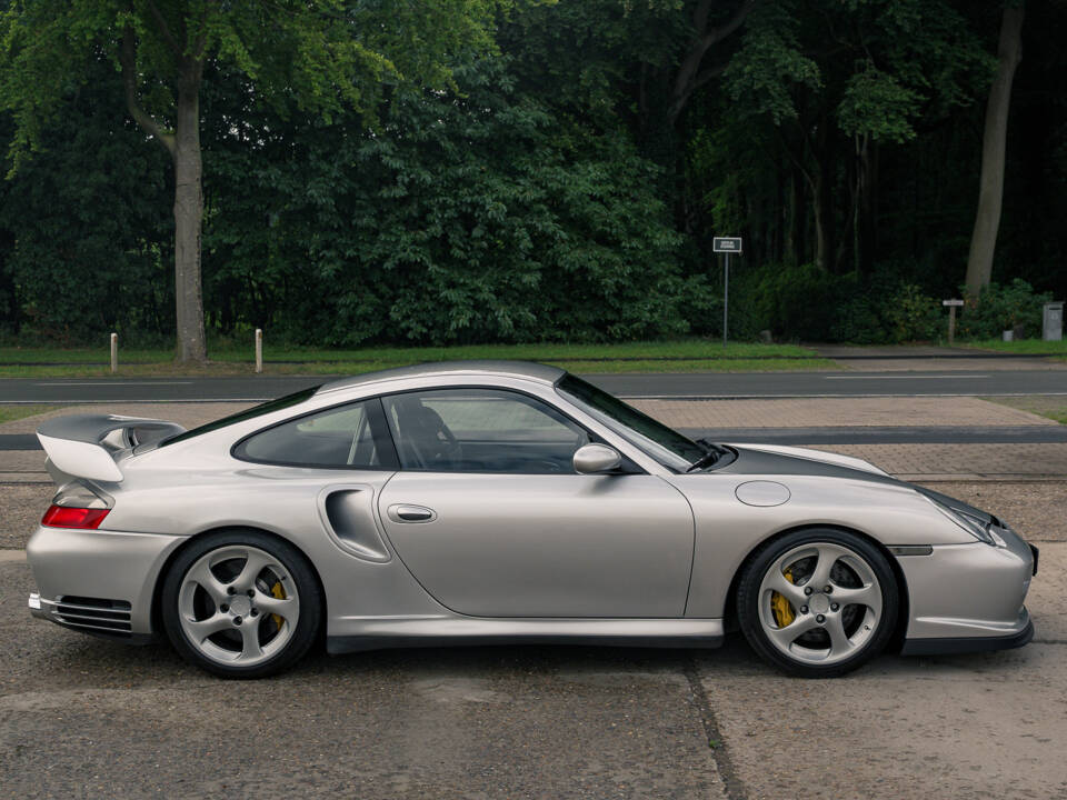 Imagen 12/61 de Porsche 911 GT2 Clubsport (2001)