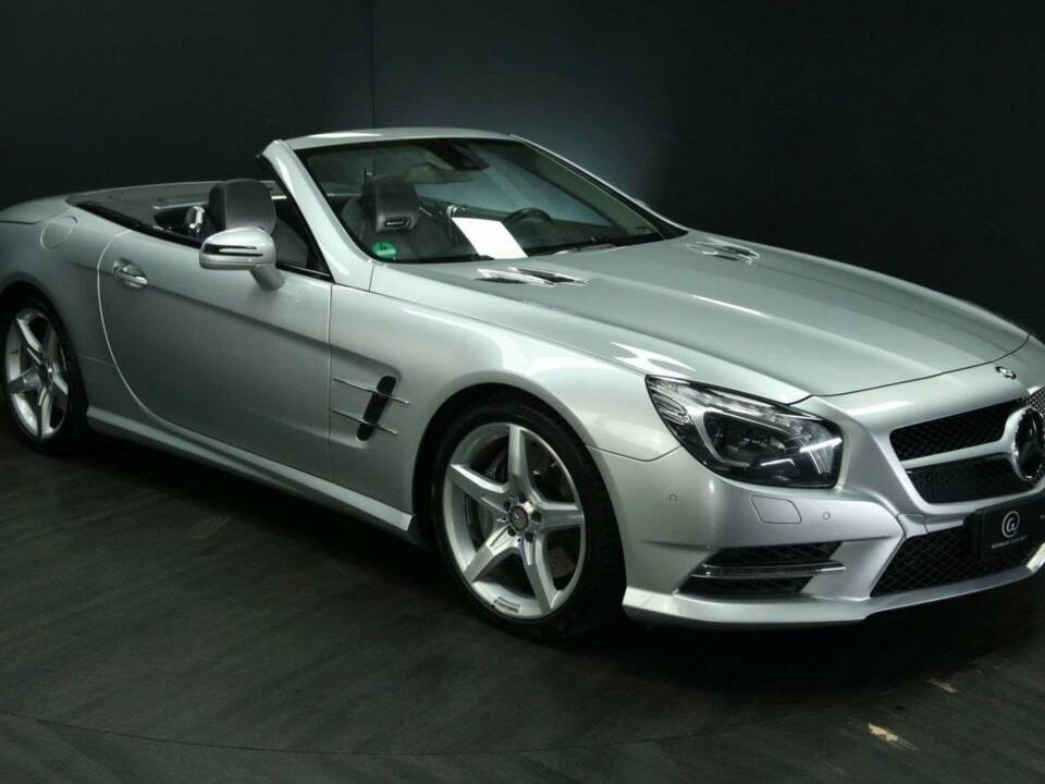 Bild 7/50 von Mercedes-Benz SL 500 (2015)