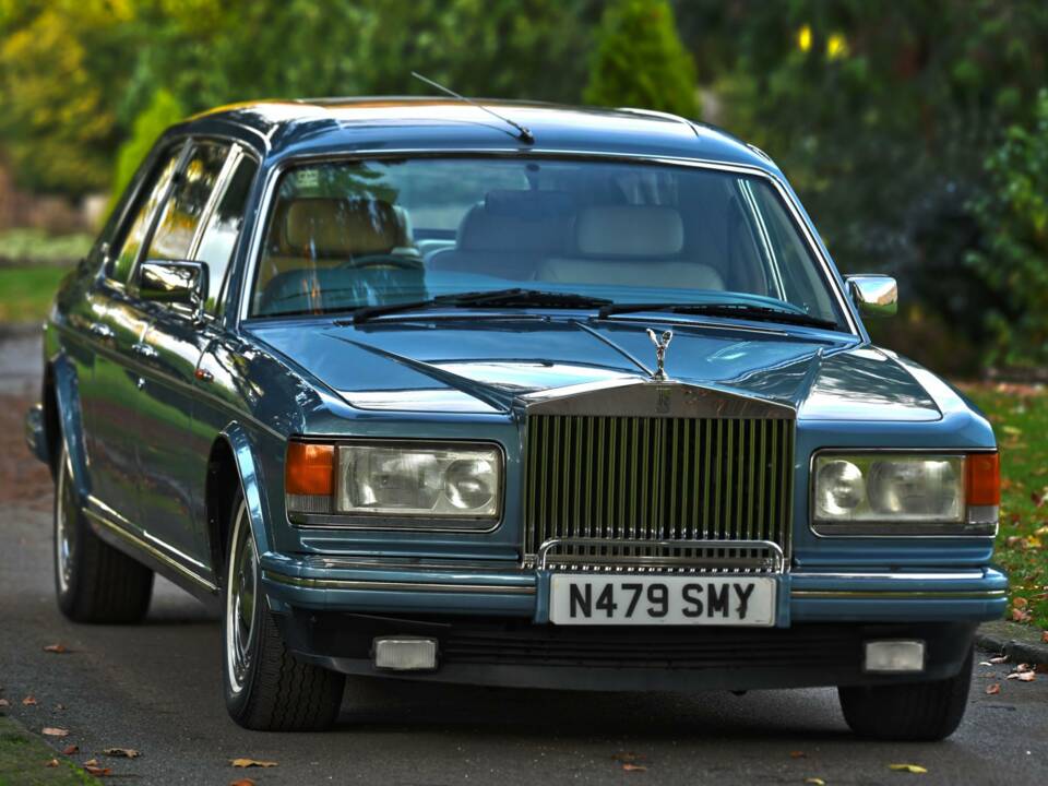 Image 11/50 of Rolls-Royce Silver Spur III (1995)