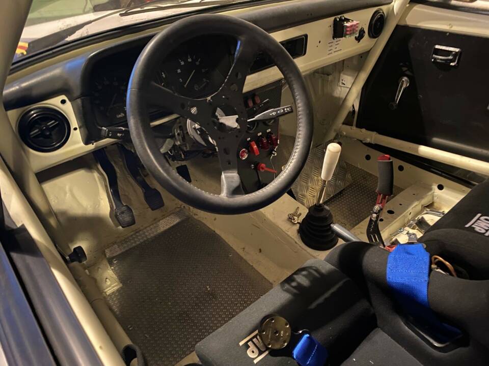 Bild 9/12 von Ford Escort RS 2000 (1978)