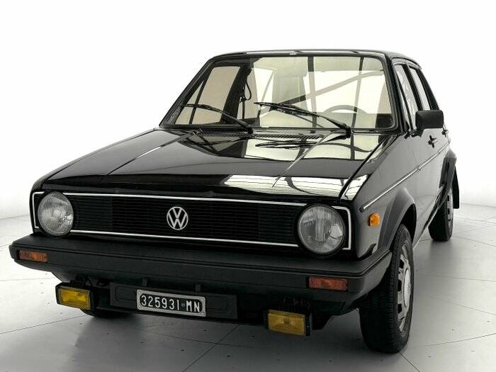 Immagine 3/7 di Volkswagen Golf I GL (1981)