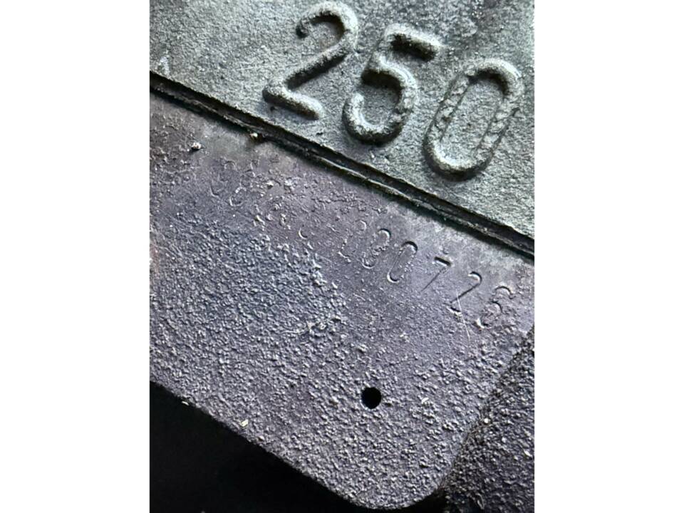 Image 43/50 of Mercedes-Benz 280 SL (1970)