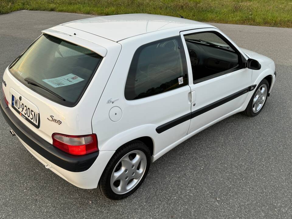 Image 20/78 of Citroën Saxo 1.6i VTS (1999)