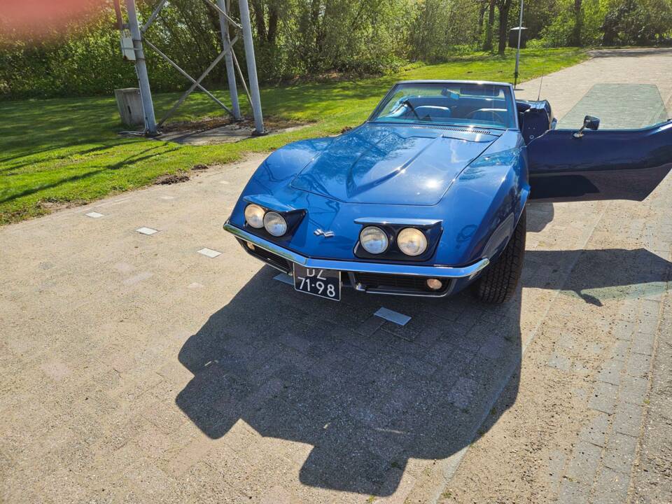Bild 3/22 von Chevrolet Corvette Stingray (1968)