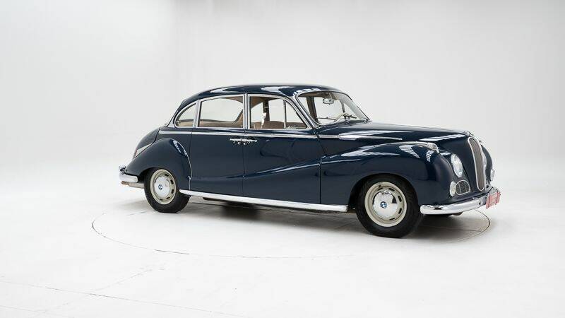 Image 3/15 de BMW 502 (1955)