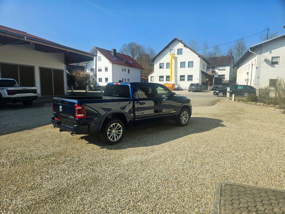 Image 18/69 of Dodge Ram 1500 (2022)