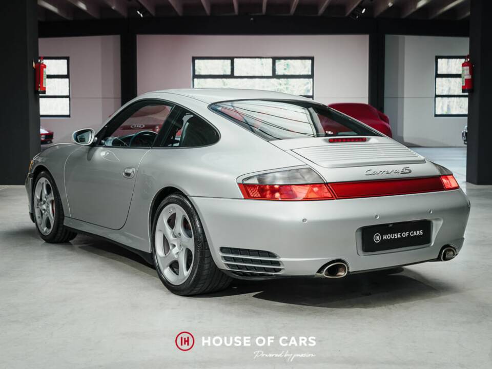 Bild 9/22 von Porsche 911 Carrera 4S (2002)