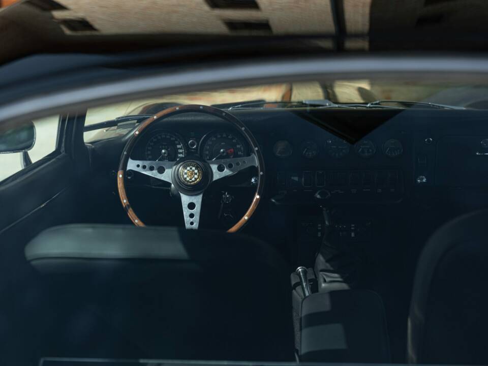 Obraz 16/50 pojazdu Jaguar E-Type (1968)
