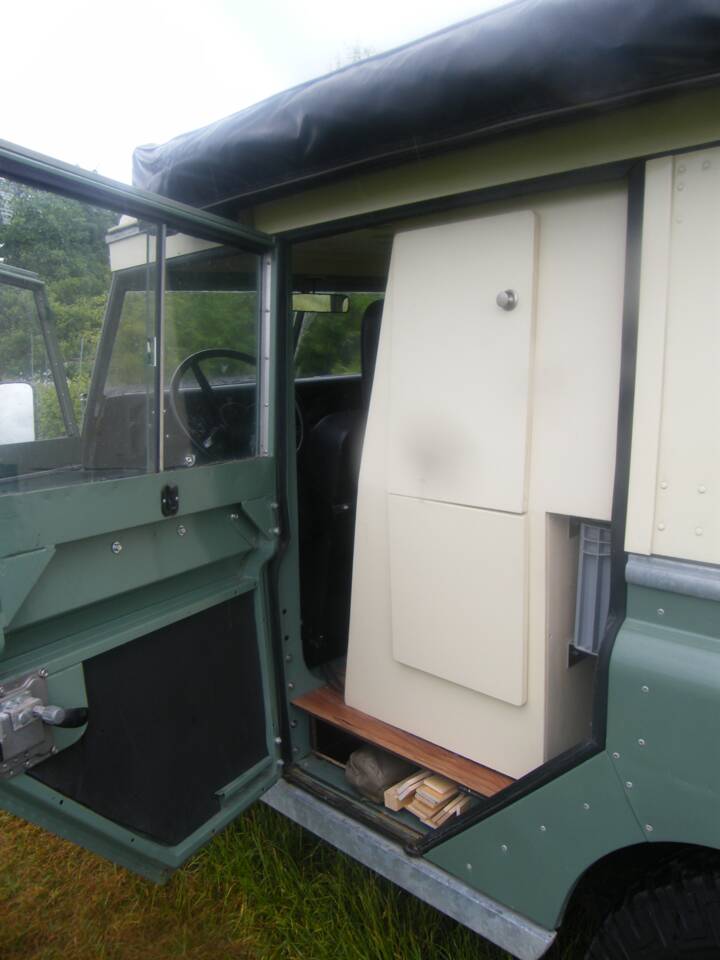 Afbeelding 33/94 van Land Rover 109 (1966)