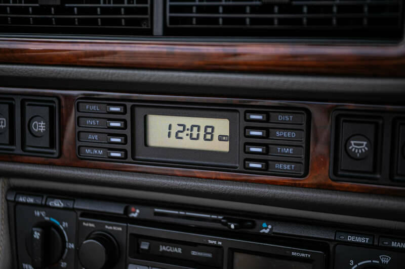 Imagen 27/37 de Jaguar XJS 4.0 (1994)