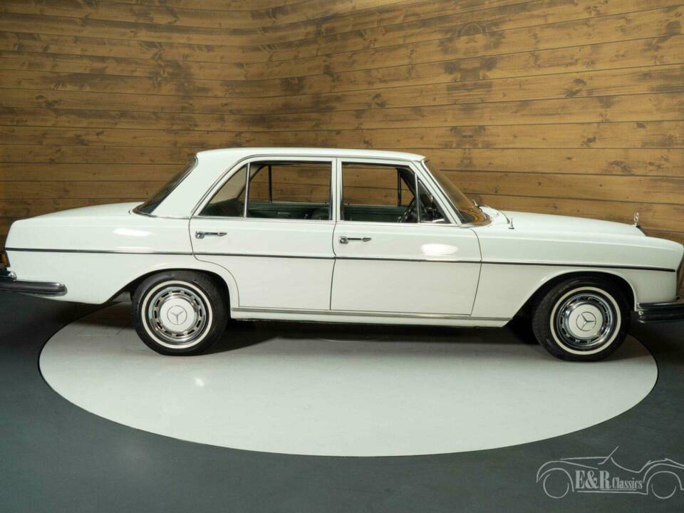 Bild 11/19 von Mercedes-Benz 280 SE (1969)