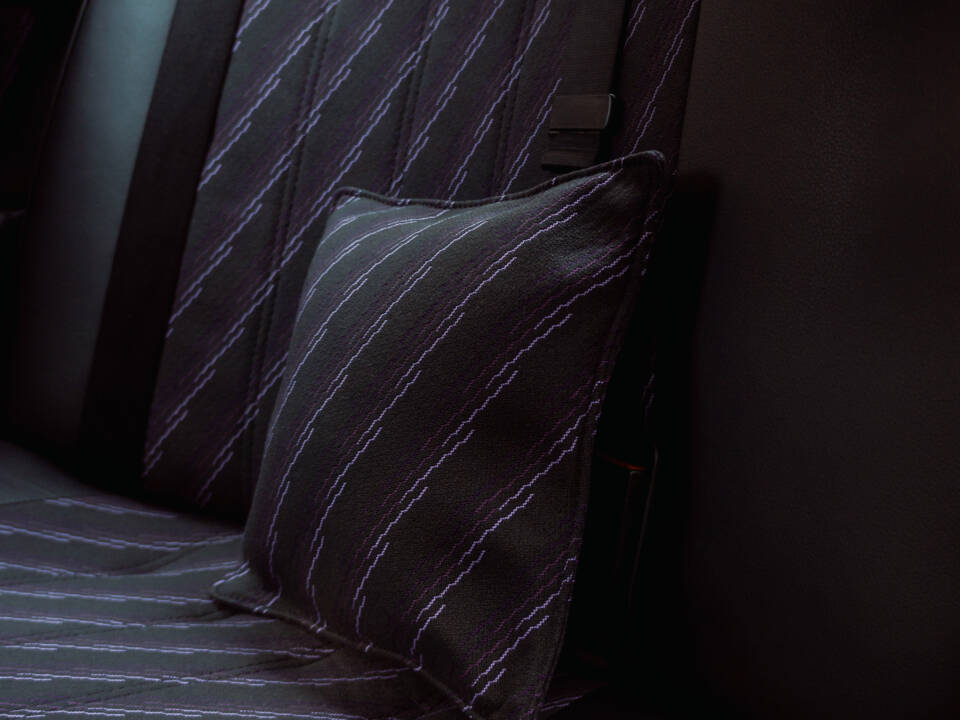 Image 35/42 of BMW 320is (1989)