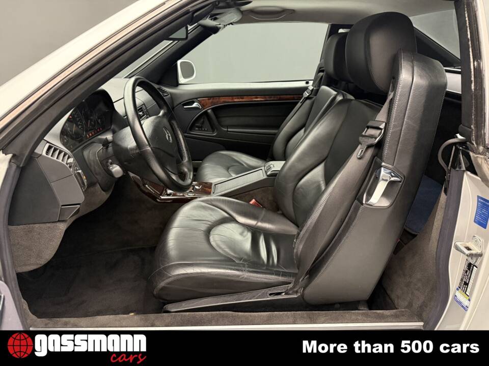 Image 9/15 de Mercedes-Benz SL 320 &quot;SL Edition&quot; (2000)
