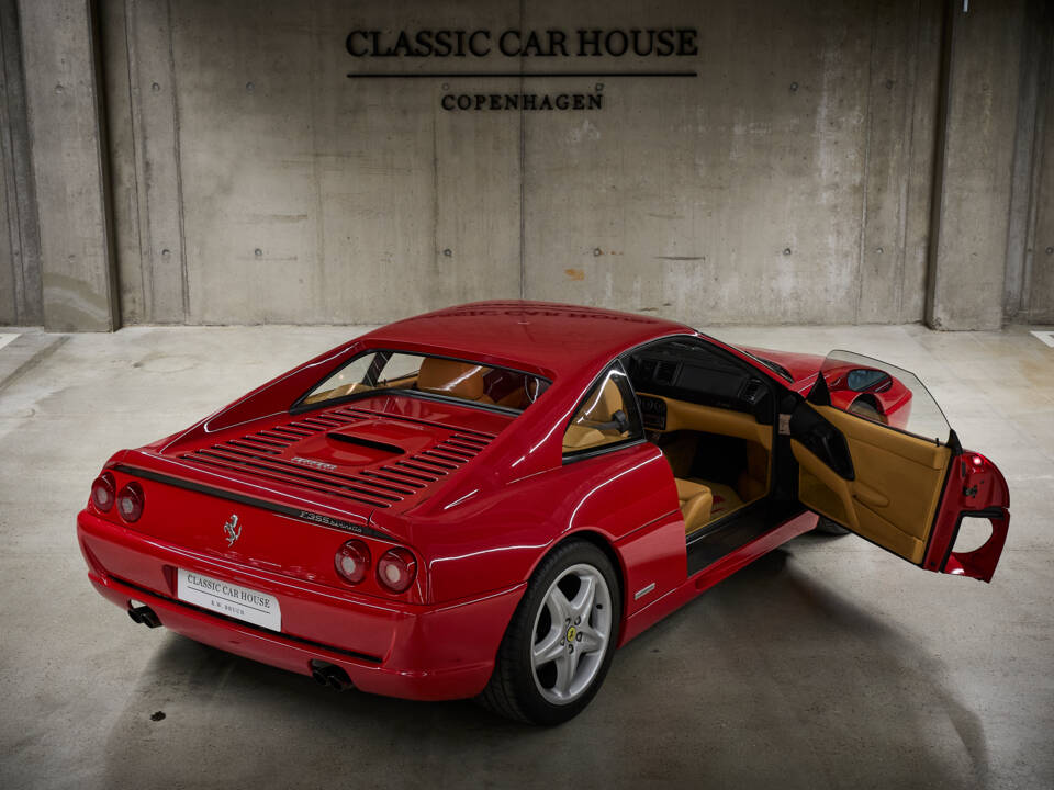 Image 17/99 of Ferrari F 355 Berlinetta (1997)