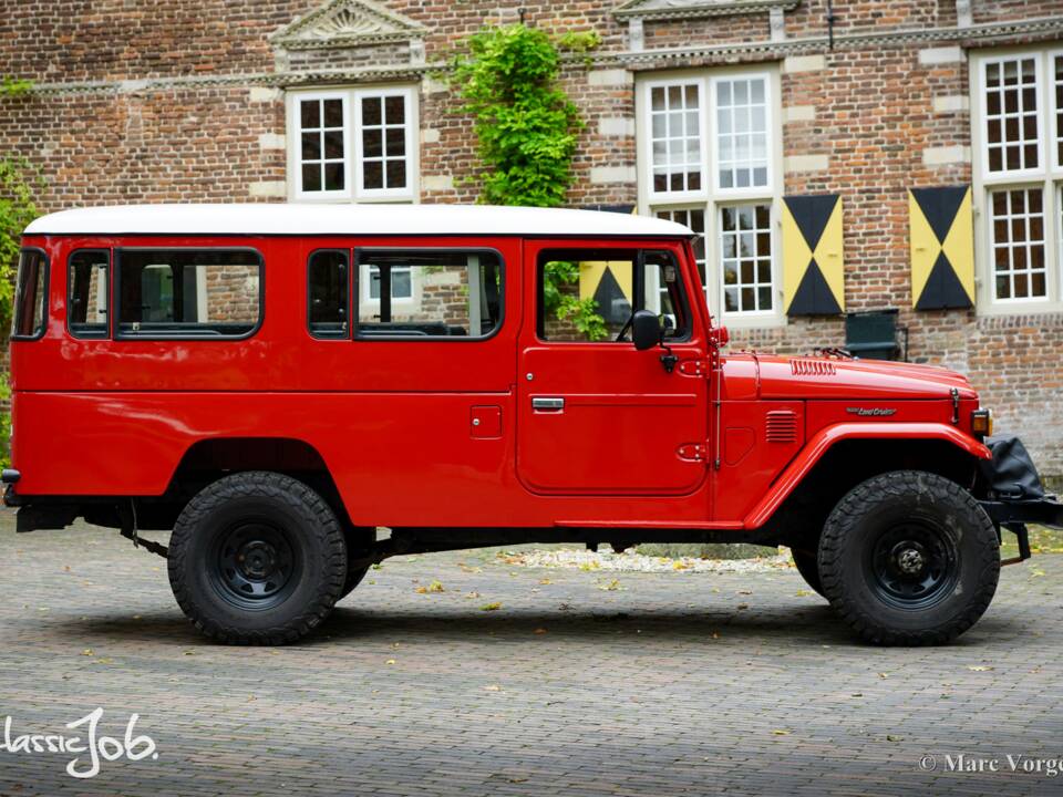 Immagine 26/47 di Toyota Land Cruiser FJ 45 (1980)
