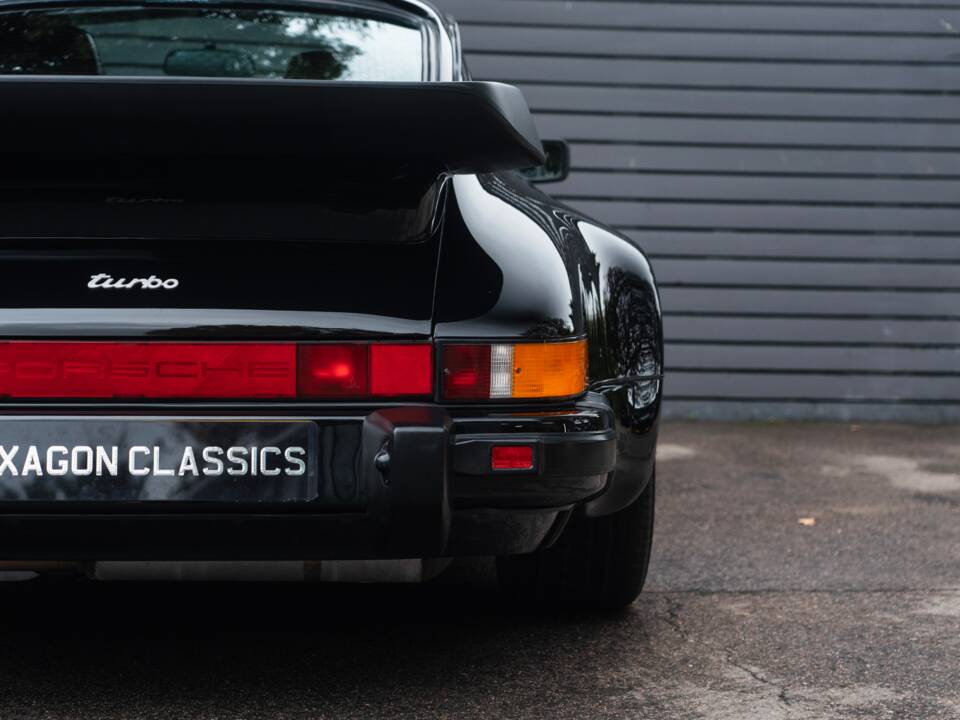 Image 6/67 of Porsche 911 Turbo 3.3 (1987)