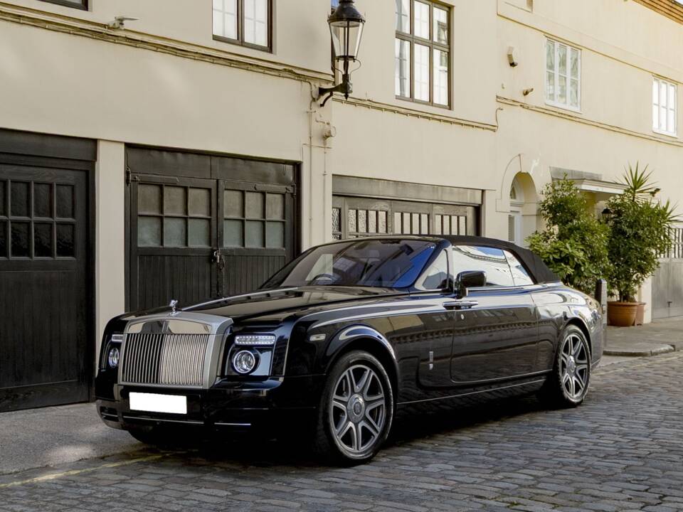 Image 8/34 of Rolls-Royce Phantom DHC (2008)