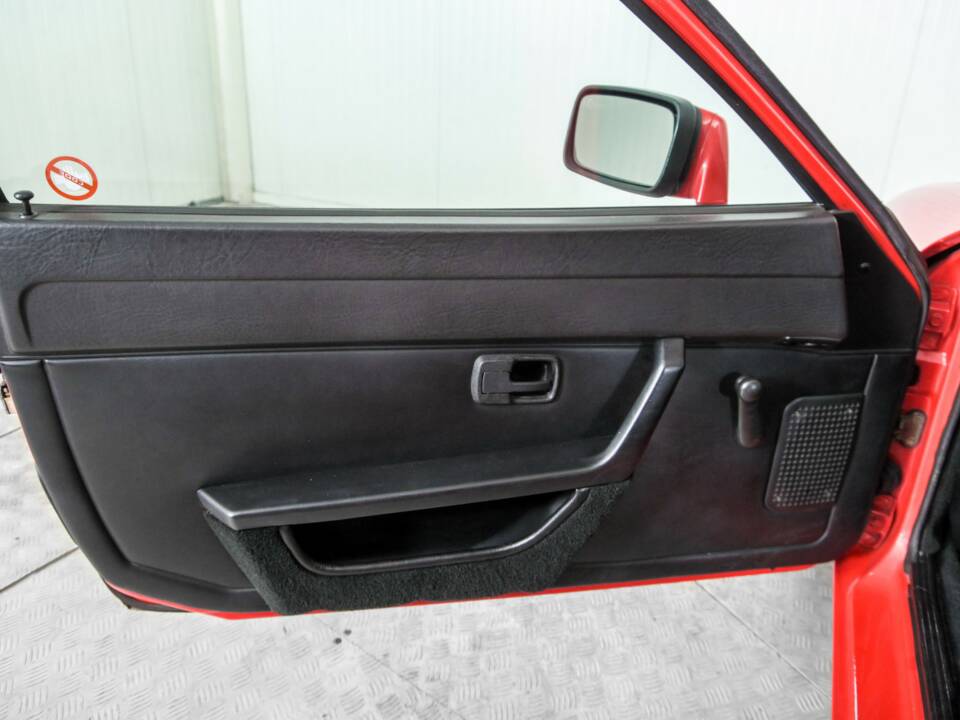 Afbeelding 33/50 van Porsche 924 S (1986)