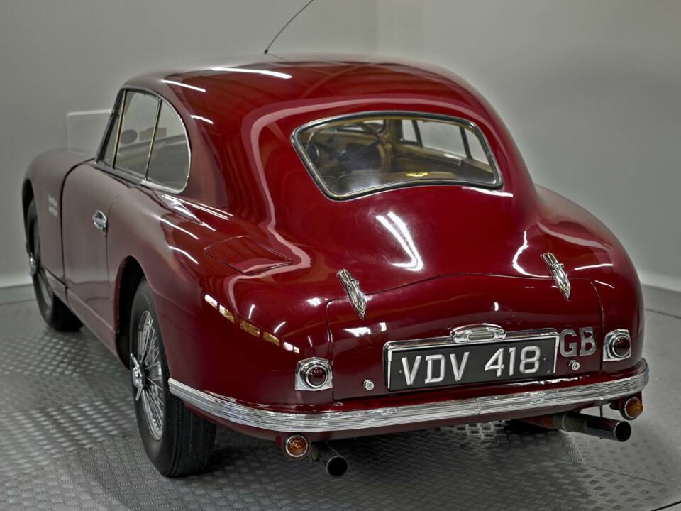 Image 14/50 de Aston Martin DB 2 Vantage (1953)