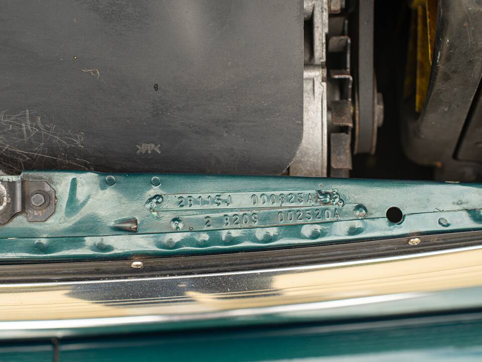 Image 83/85 of Rover Mini Cabriolet (1996)