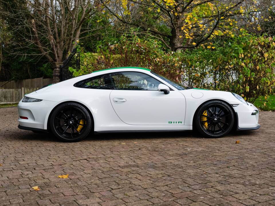 Image 8/42 of Porsche 911 R (2016)