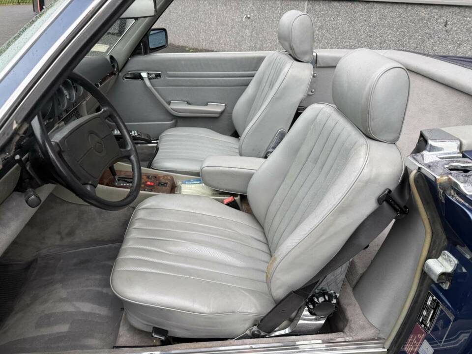 Image 20/46 de Mercedes-Benz 560 SL (1986)