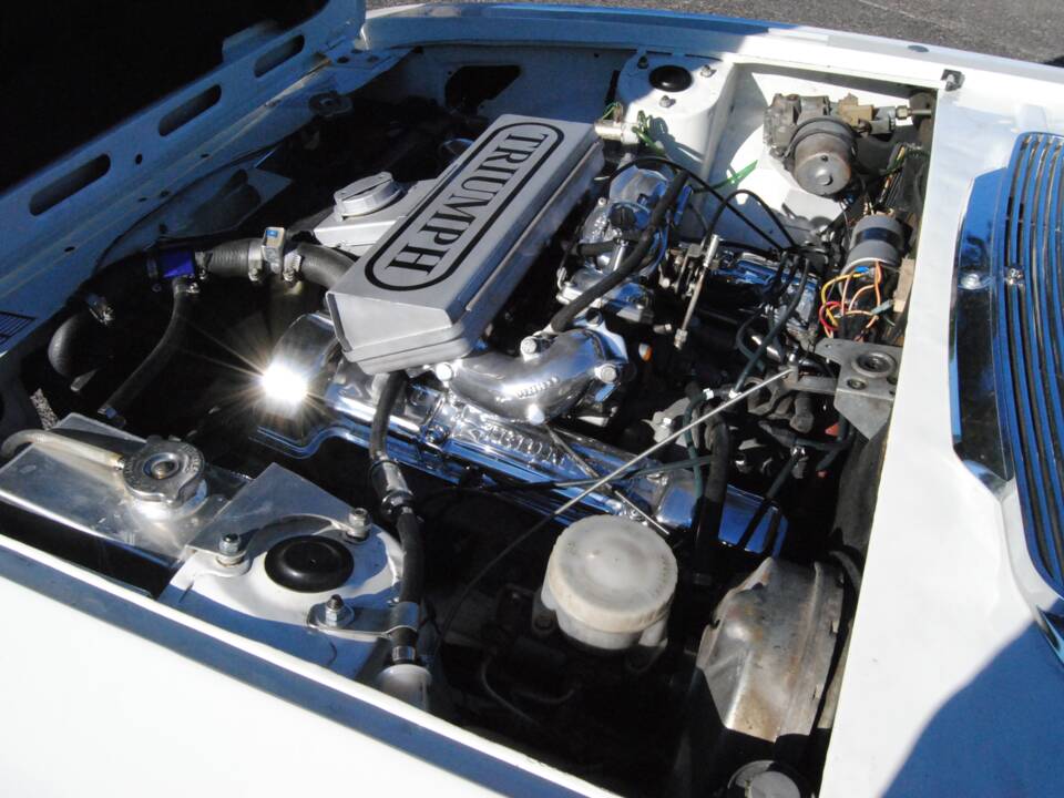 Image 17/39 of Triumph Stag (1971)