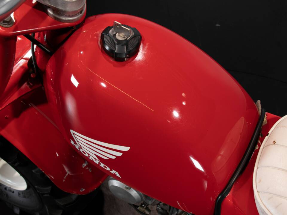 Bild 17/26 von Honda DUMMY (1975)