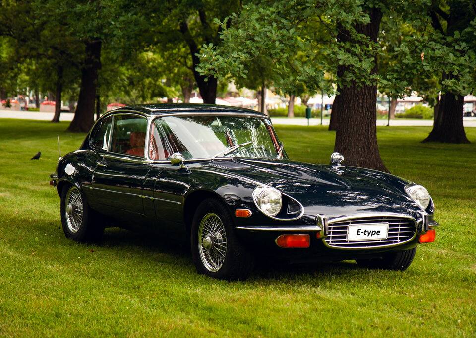 Bild 3/8 von Jaguar E-Type V12 (2+2) (1972)