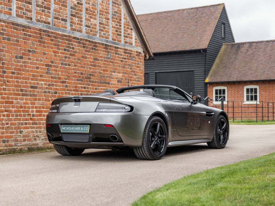 Image 30/50 of Aston Martin V8 Vantage AMR Roadster (2018)