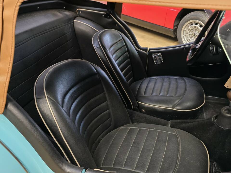 Image 16/50 of Triumph TR 3A (1959)