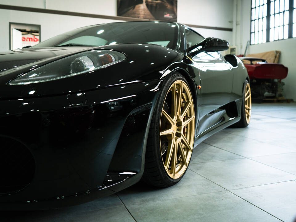 Image 13/54 de Ferrari F430 (2006)