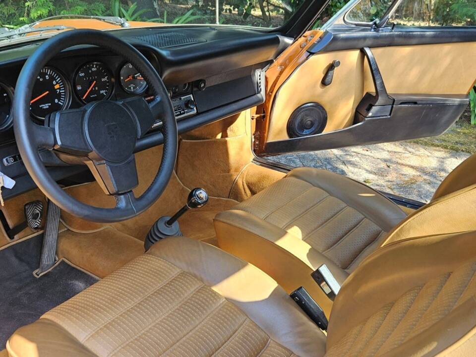 Bild 42/44 von Porsche 911 2.7 (1974)
