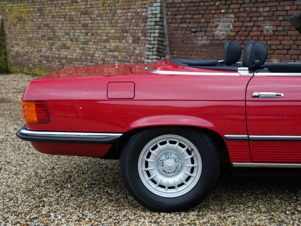 Image 45/50 of Mercedes-Benz 280 SL (1982)